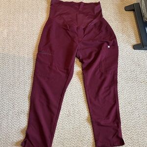 Figs Women's Burgundy Maternity Set